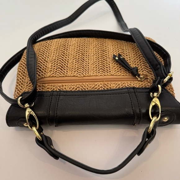 OLIVIA + JOY woven Straw Crossbody Bag - Picture 7 of 9
